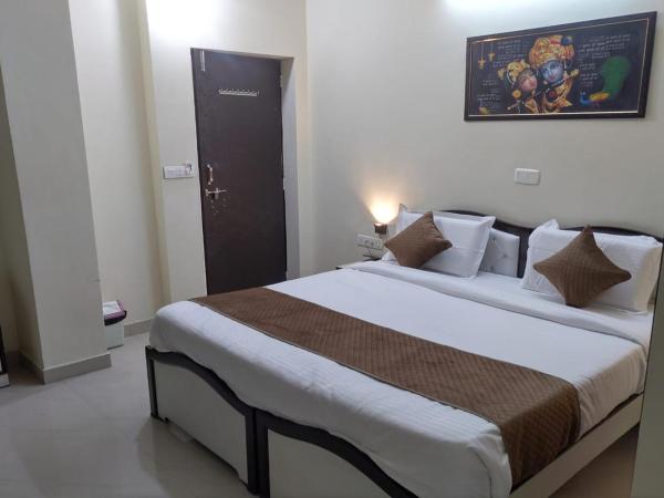 Hotel Lotus Inn : photo 2 de la chambre chambre deluxe