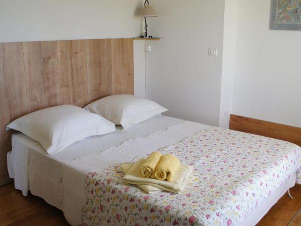 Chambre d'hôtes Ananda : photo 5 de la chambre chambre double avec terrasse