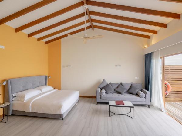 Joy Island Maldives All Inclusive Resort : photo 3 de la chambre lagoon villa with sunrise view