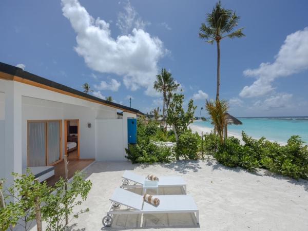Joy Island Maldives All Inclusive Resort : photo 7 de la chambre villa de plage familiale