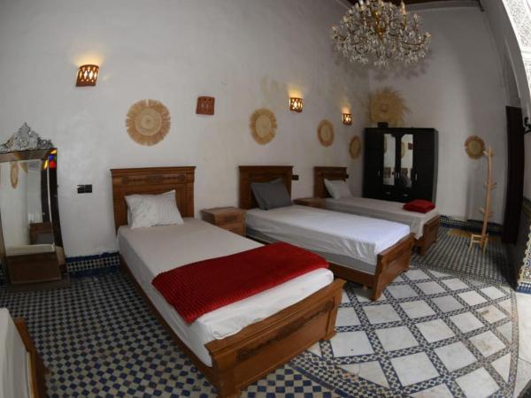 hostel Dar belghiti : photo 6 de la chambre dortoir pour femmes