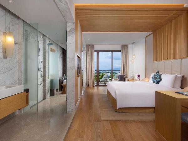Thousand Cranes Sanya Yazhou Bay Int'l Exchange Centre,Curio by Hilton : photo 2 de la chambre chambre king premier avec vue sur l'océan