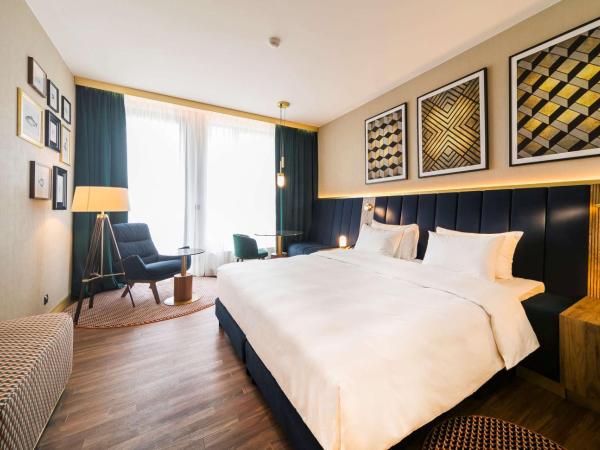 Radisson Blu Hotel Sopot : photo 1 de la chambre chambre double supérieure avec balcon