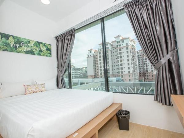 Homy Seafront Hostel : photo 2 de la chambre chambre double standard avec salle de bains commune