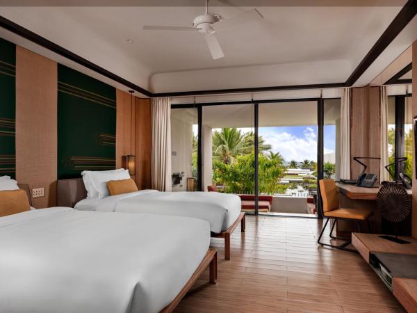 InterContinental Sanya Resort, an IHG Hotel : photo 4 de la chambre hébergement classique avec coin salon extérieur- vue sur jardin