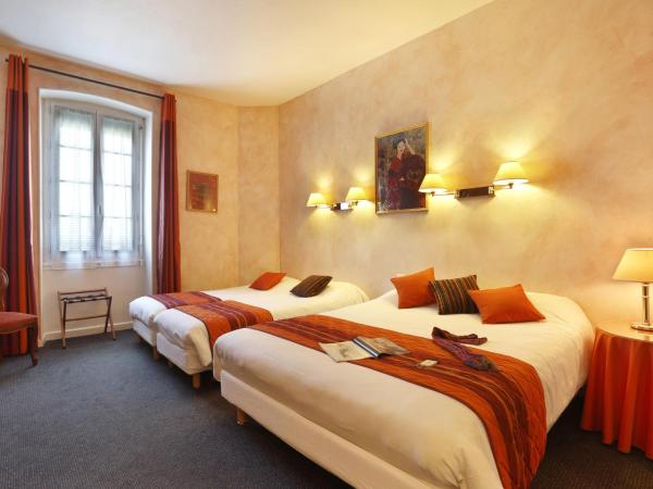 Hôtel Les Tilleuls, Bourges : photo 2 de la chambre chambre quadruple