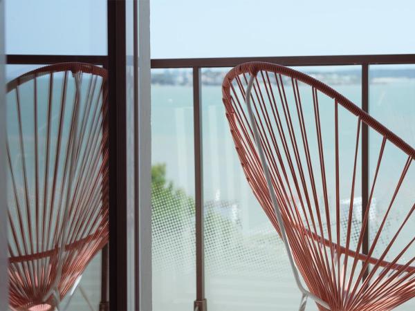 Thalazur Royan - Hôtel & Spa : photo 2 de la chambre chambre double deluxe avec balcon - vue sur mer