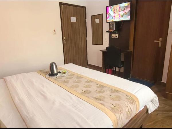 Taj Classic Agra : photo 10 de la chambre chambre double avec salle de bains privative