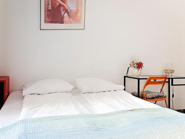 Hostel Królewska : photo 2 de la chambre chambre double