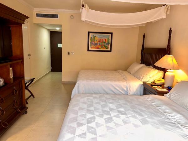 Holiday Inn Merida, an IHG Hotel : photo 4 de la chambre chambre double standard avec 2 lits doubles