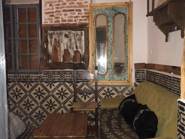 DAR CHBANATE : photo 7 de la chambre chambre double