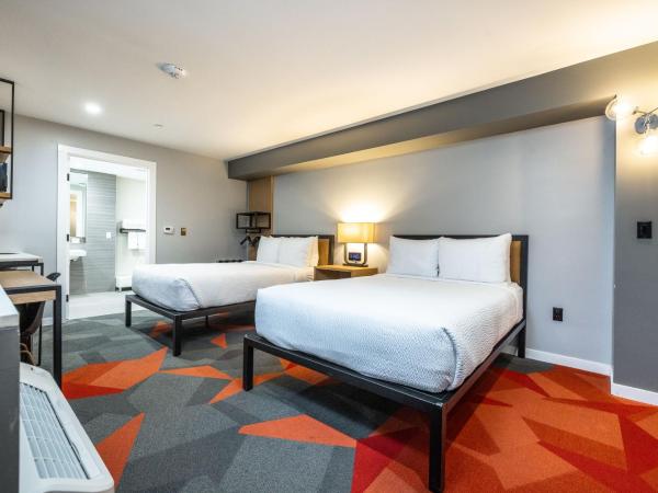 Infinity Hotel San Francisco, Tapestry Collection by Hilton : photo 6 de la chambre chambre double avec 2 lits doubles et baignoire - accessible aux personnes à mobilité réduite/malentendantes