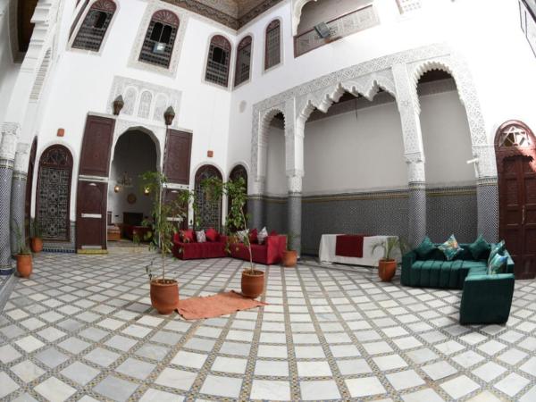 hostel Dar belghiti : photo 4 de la chambre dortoir pour femmes