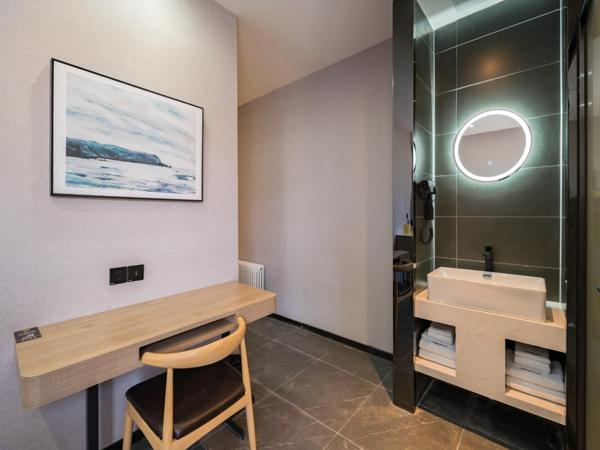 Feronia Hotel Beijing Bird's Nest Datun Road : photo 2 de la chambre suite