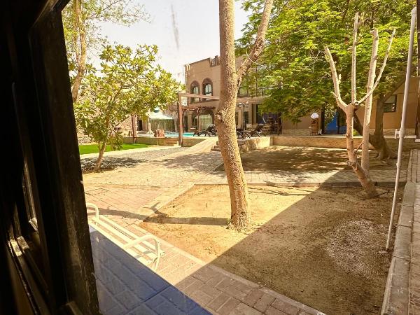 DARÏ : photo 7 de la chambre chambre double avec patio