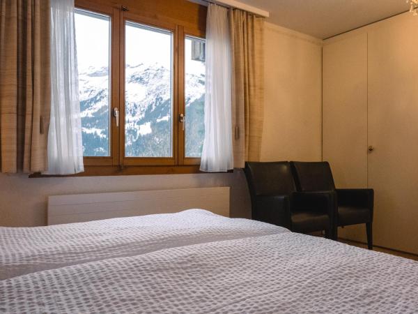 Hotel Silberhorn - Residences & Spa Wengen : photo 3 de la chambre chalet miravalle - appartement jungfrau