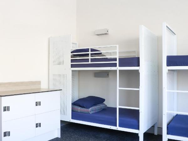 Wake Up! Sydney Central : photo 8 de la chambre lit dans dortoir mixte de 10 lits avec salle de bains commune