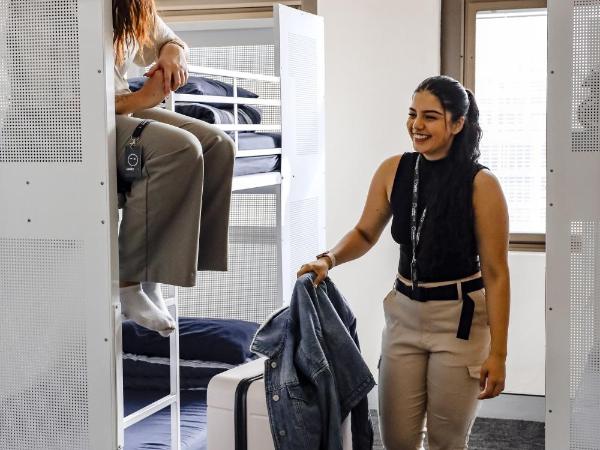 Wake Up! Sydney Central : photo 5 de la chambre lit dans dortoir féminin de 4 lits avec salle de bains commune