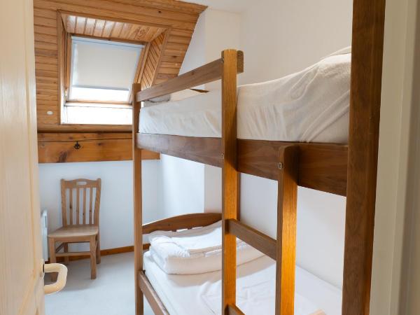 Résidence Les Arches : photo 7 de la chambre appartement en duplex (4 adultes + 2 enfants)