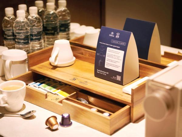 Hilton Kota Kinabalu : photo 8 de la chambre suite lit king-size exécutive