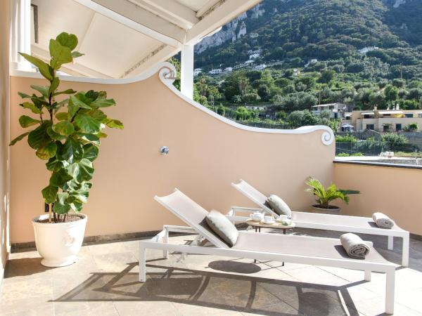 Villa Marina Capri Hotel & Spa : photo 2 de la chambre hébergement d'angle deluxe - vue sur mer