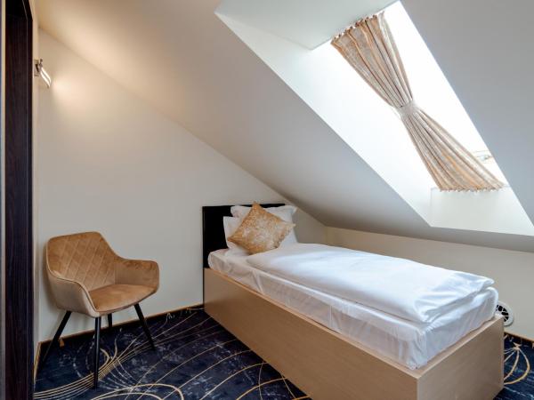 Diamond Panzió : photo 6 de la chambre suite familiale deluxe