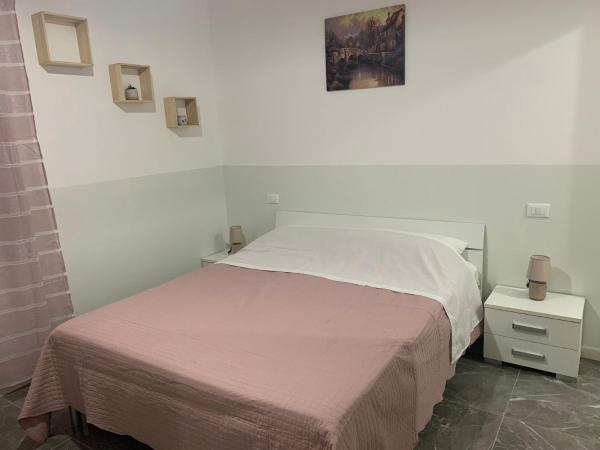 Welcome Milano Guest House : photo 4 de la chambre chambre double avec salle de bains privative