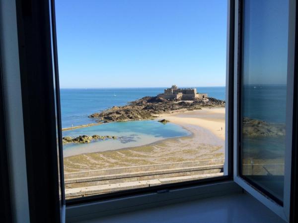 Hôtel France et Chateaubriand : photo 4 de la chambre chambre familiale prestige - vue sur mer