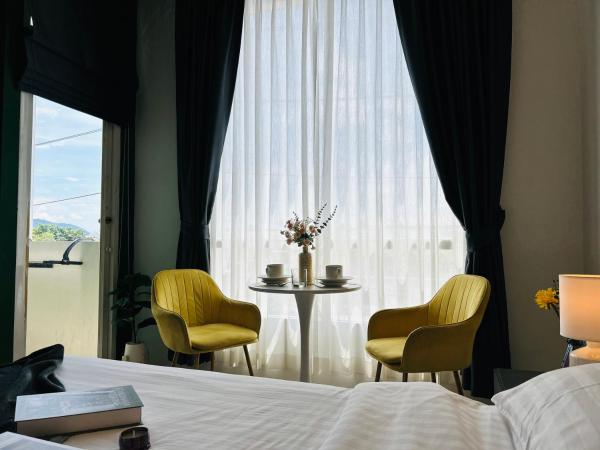 Studio room in Mango House : photo 4 de la chambre chambre double avec balcon (2 adultes + 1 enfant)