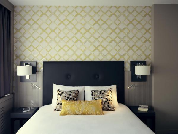 Mercure Orange Centre A7/A9 : photo 3 de la chambre suite junior avec 1 lit double et 1 canapé-lit