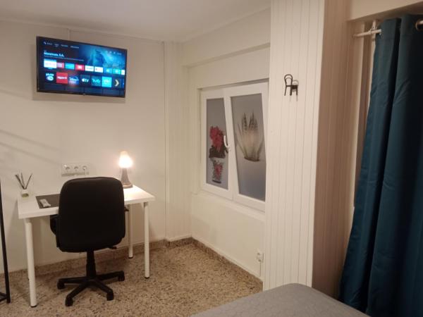 Private Room Service - Grupo RH Santander : photo 7 de la chambre chambre double avec salle de bains privative