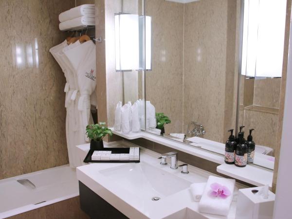 Orchard Hotel Singapore : photo 1 de la chambre chambre lit king-size premier