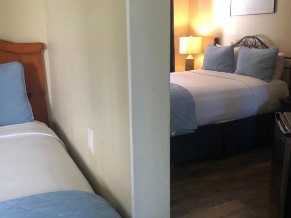 Rest Haven Motel : photo 2 de la chambre chambre familiale