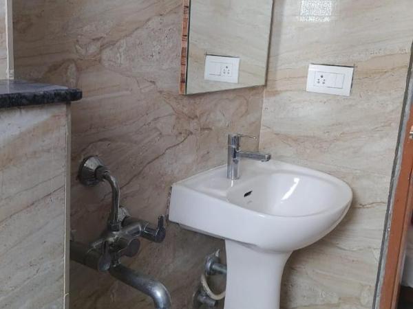 PPH Living B S K : photo 10 de la chambre chambre double standard avec ventilateur