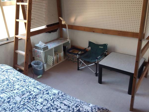 Guesthouse Oomiya base 大宮基地別荘 : photo 8 de la chambre chambre triple Économique avec salle de bains commune