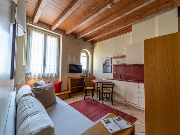Ascanio Sforza - Suites & Apartments : photo 2 de la chambre appartement 2 chambres (3 adultes) - en duplex