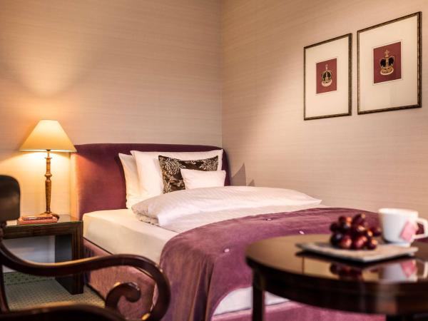 Parkhotel Bremen - ein Mitglied der Hommage Luxury Hotels Collection : photo 1 de la chambre chambre simple classique avec vue sur le lac