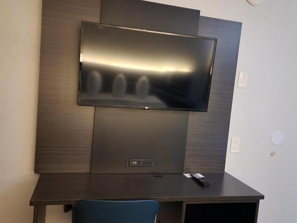 Motel 6 Sacramento CA Natomas : photo 6 de la chambre chambre lit king-size standard - non-fumeurs