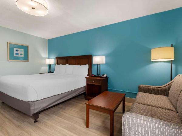 Best Western Plus Myrtle Beach@Intracoastal : photo 2 de la chambre chambre lit king-size pour personnes à mobilité réduite - non-fumeurs