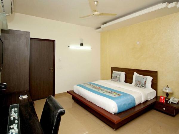 Hotel Sakshi : photo 8 de la chambre chambre triple classique