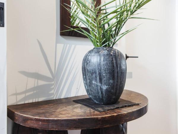 Zen State of Mind - Calming Richmond Retreat : photo 9 de la chambre appartement 1 chambre