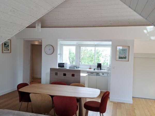 Le Churchill Hôtel & Spa : photo 3 de la chambre appartement familial avec terrasse et vue sur la mer