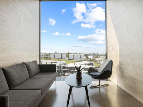 Hotel Ísland - Spa & Wellness Hotel : photo 1 de la chambre suite panorama - accès gratuit au spa