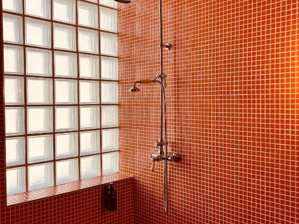 Hôtel Présent : photo 2 de la chambre chambre double - accessible aux personnes à mobilité réduite 