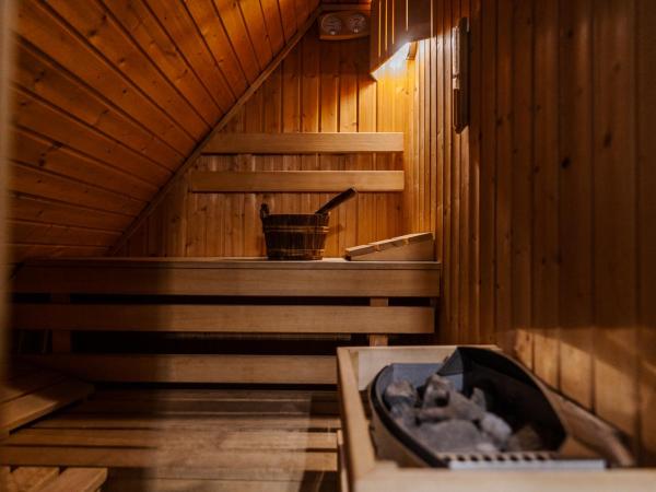 Harenda Residence - Destigo Hotels : photo 4 de la chambre appartement 2 chambres vip avec sauna, ascenseur et garage