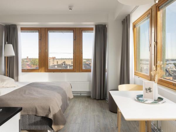 Noli Sörnäinen : photo 2 de la chambre standard-studio with a panoramic view
