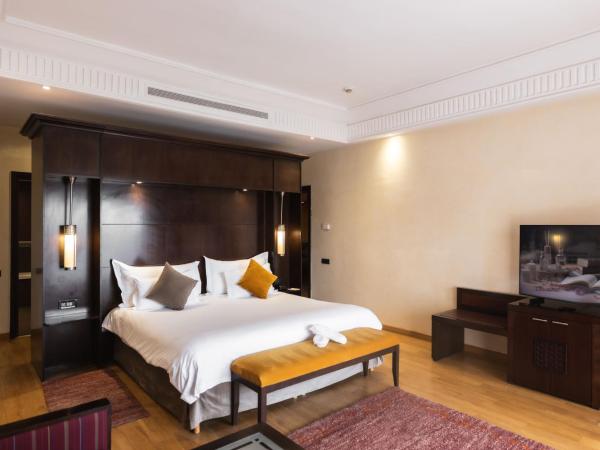 Kenzi Menara Palace & Resort : photo 1 de la chambre suite senior avec vue sur le jardin