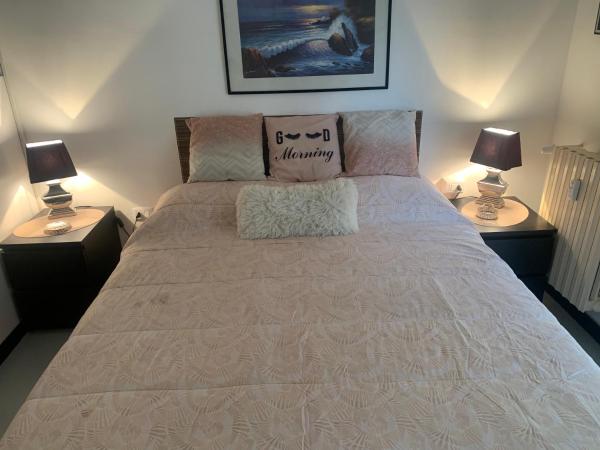 SMART APARTMENT PRADA FOUNDATION : photo 10 de la chambre chambre double