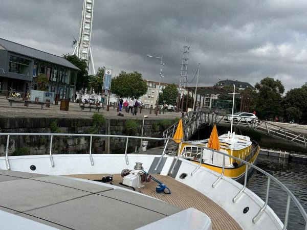 Yacht Aquamarina vieux port La Rochelle : photo 10 de la chambre cabine familiale dans un bateau