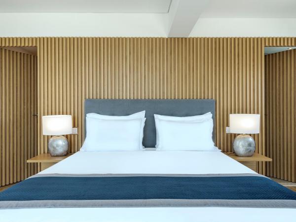 Glyfada Riviera Hotel : photo 3 de la chambre suite penthouse avec jacuzzi - vue sur mer